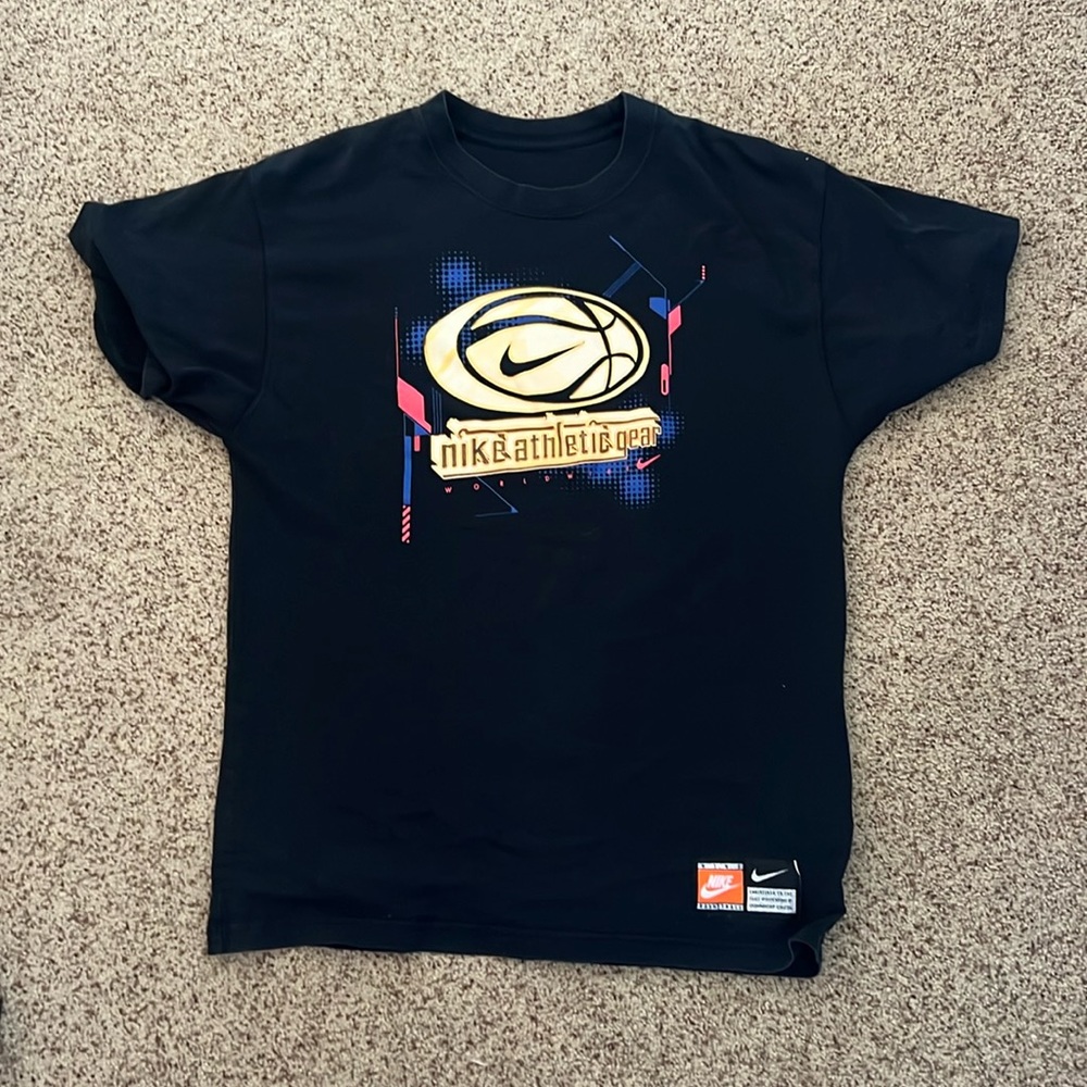 Black nike basketball shirt